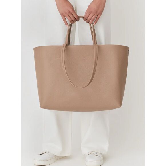 NWOT CUYANA Classic Easy Tote cappuccino, $300 - Picture 2 of 16